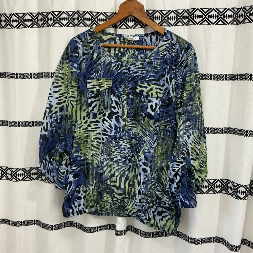 Westport Women's Blue Green Animal Print Button Up 3/4 Sleeve‎ Shirt Top